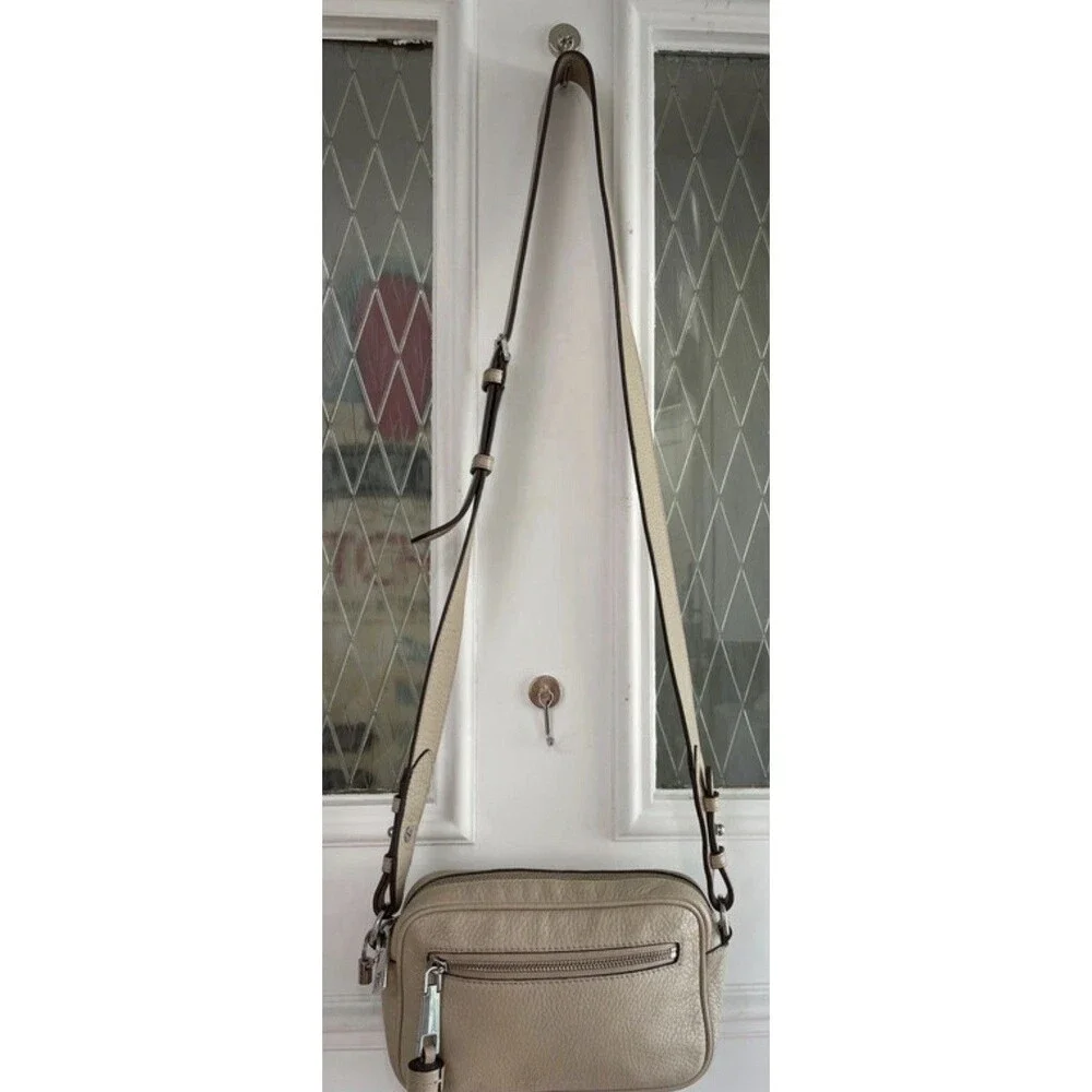 Marc Jacob’s Taupe Leather Camera Bag, Foil Stamped Logo Crossbody COA Included.